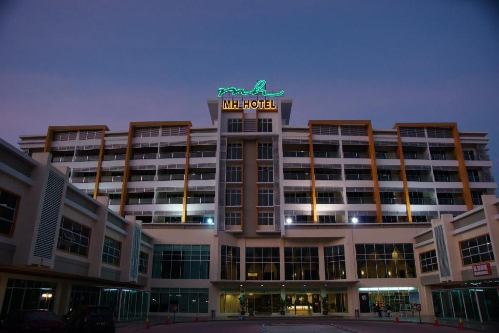 Mh Sentral Hotel Sg Siput Ipoh Exterior foto